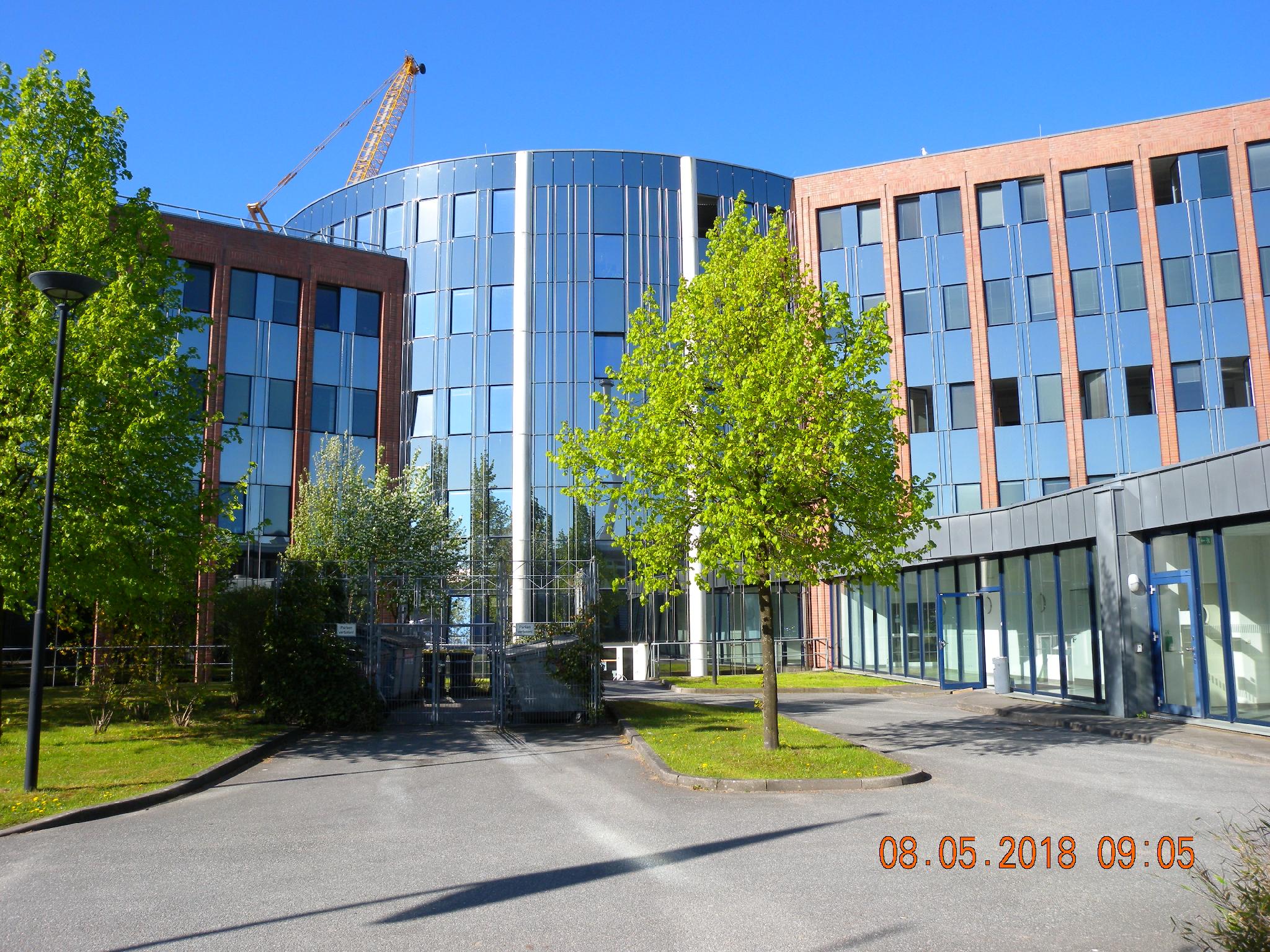 Rückansicht des KIWI Tower